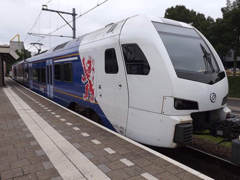 462
(94 84 4 030 462-4 NL-AN)
Stadler Rail, *2016 • FLIRT 3 • 2-car
Maastricht-Randwyck AN_ET2_462_FLIRT3_Maastr-R.jpg