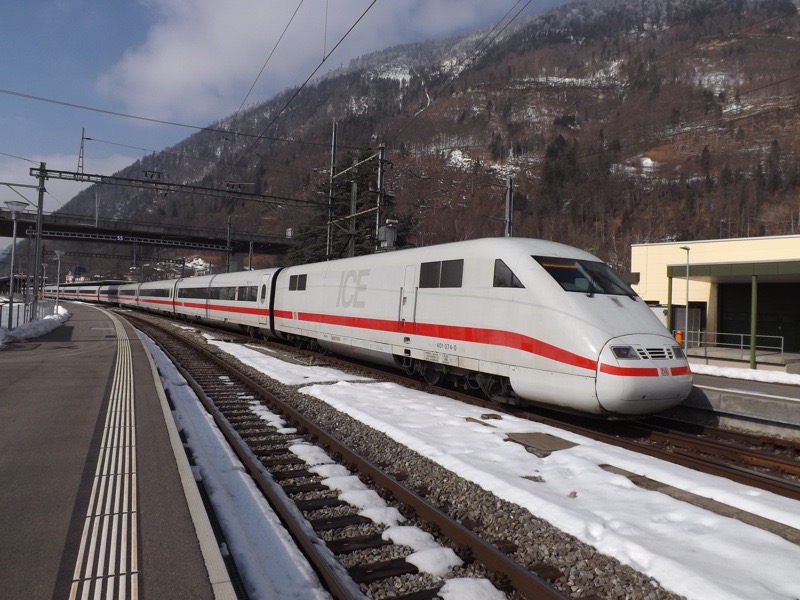 DB_401074-0_ICE1_Int-O.jpg
