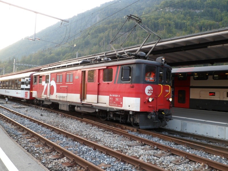 De 110 021-3
SLM, *1941 • De 4/4 • 1000 mm
ex BDeh 4/6
Interlaken-Ost zb_De110021-3_Interlaken-Ost.jpg