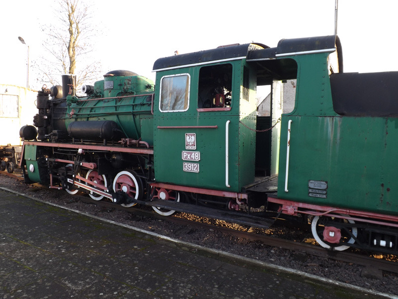 Px48 3912
Chrzanòw, *1953 • Px48 • D h2 • 1000 mm
ex PKP Px48-1781, ex 750 mm
Museum Gryfice Mus-Gryf_D_Px48-3912_b.jpeg
