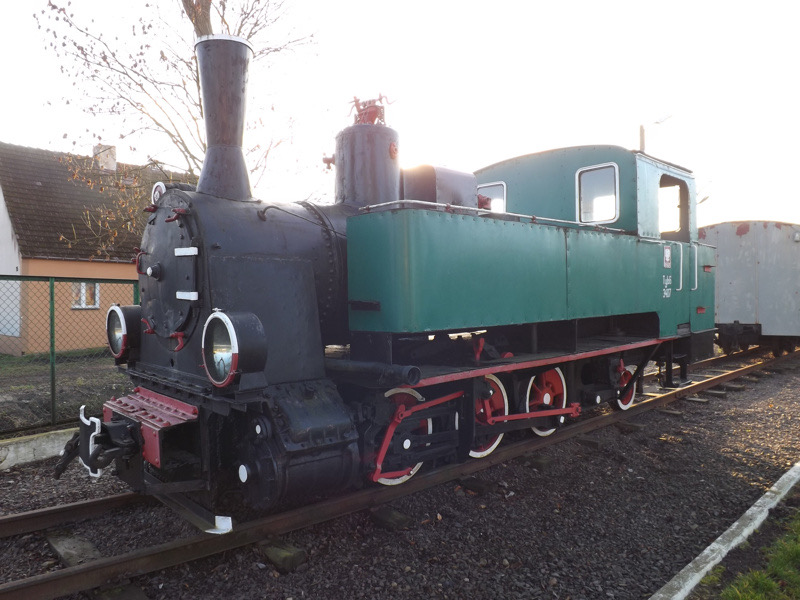 Tyb6 3407
Krauss, *1909 • XLV ba • C1 n2t • 1000 mm
ex PKP
Museum Gryfice Mus-Gryf_D_Tyb6-3407.jpeg