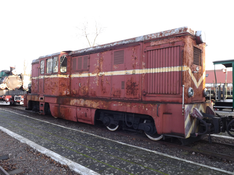 Lxd2-462
FAUR, *1978 • L45H • Bo-Bo • 1000 mm
ex PKP
Museum Gryfice Mus-Gryf_V_Lxd2-462_b.jpeg