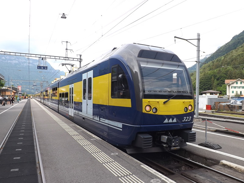 ABDeh 8/8 323
Stadler Rail, *2017 • ABDeh 8/8 • 1000 mm, Z: Riggenbach
Wilderswil BOB_ABDeh88_323_Wild.jpg