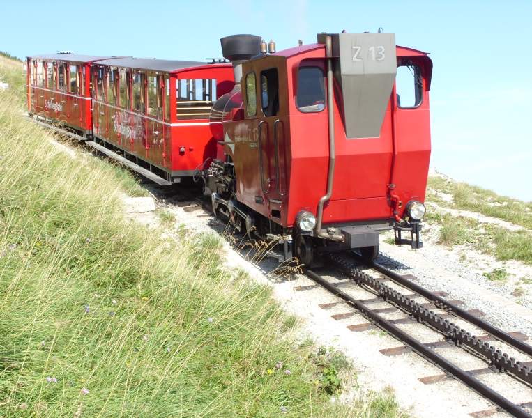 Z 13
SLM, *1995 • H 2/3 • B1 h2t • 1000 mm, Z: Abt
ex ÖBB 999.203
bei Tunnel 1 SKGB_Dampf_Z13_rt_b_Tunnel1.jpg