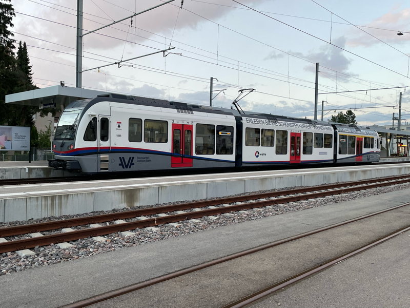 ABe 4/8 5005 Wohlen
Stadler Rail, *2010 • DIAMANT • 1000 mm
A-Welle
ex AVA_ABe48_5005_Brem-W.JPG