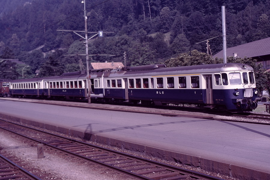 ABDe 4/8 750
SIG/SAAS/BBC/BLS, *1957
Interlaken-Ost BLS_ABDe48_750_Int-O.jpg