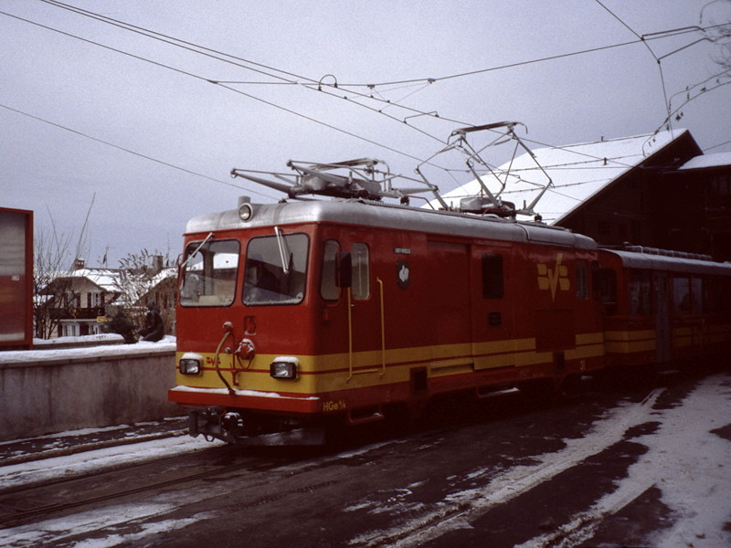 HGe 4/4 31 Lavey
SIG/MFO, *1953 • HGe 4/4 • Bo-Bo • 1000 mm, Z: Abt
Villars-sur-Ollon BVB_HGe44_31_Villars.jpg