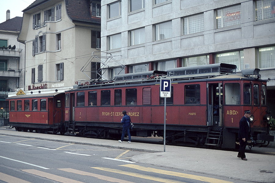 ABDe 4/4 1
SWS/BBC, *1914 • ABDe 4/4 • 1000 mm
Nyon NStCM_ABDe44_1_Nyon.jpg
