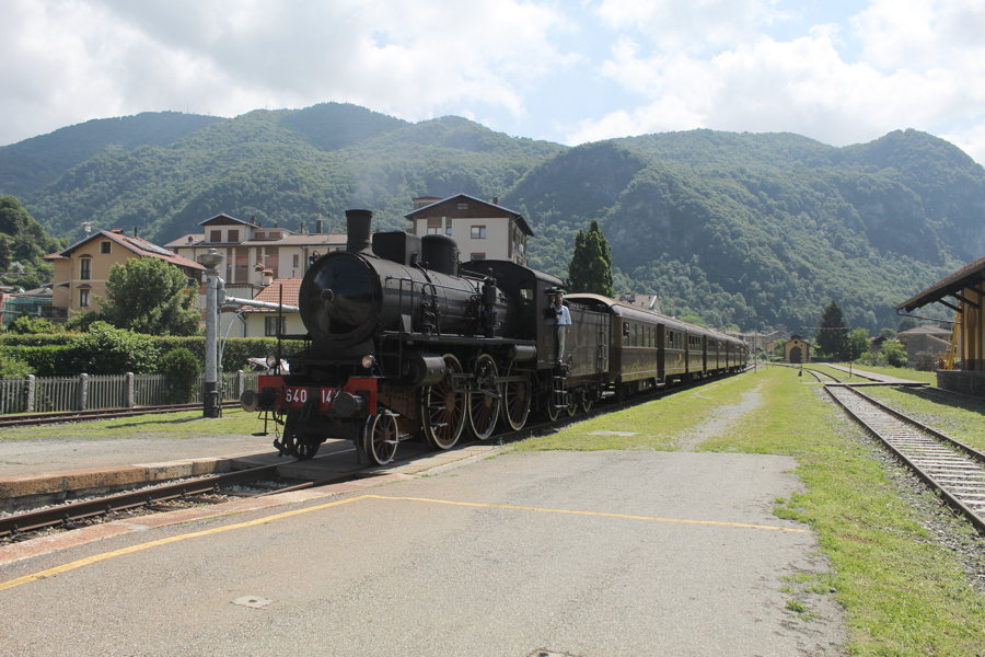 FondFS_D_640-143e_Var.JPG