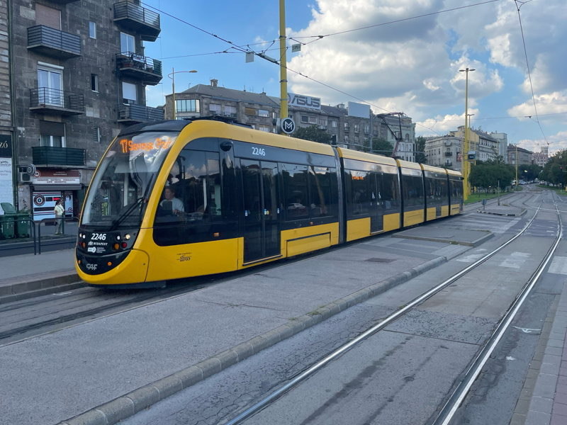 2246
CAF, *2020 • Urbos 3
Linie 17
Déli pályaudvar BKV_2246_Urbos_Deli.JPG