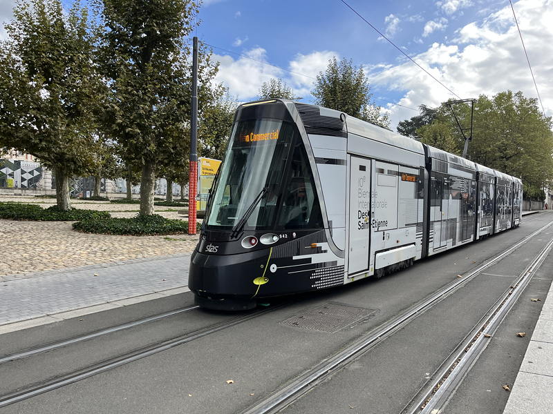 942
CAF, *2016 • Urbos 3 • 1000 mm
Ligne T2
(H) Cité du Design STAS_942_Design.JPG