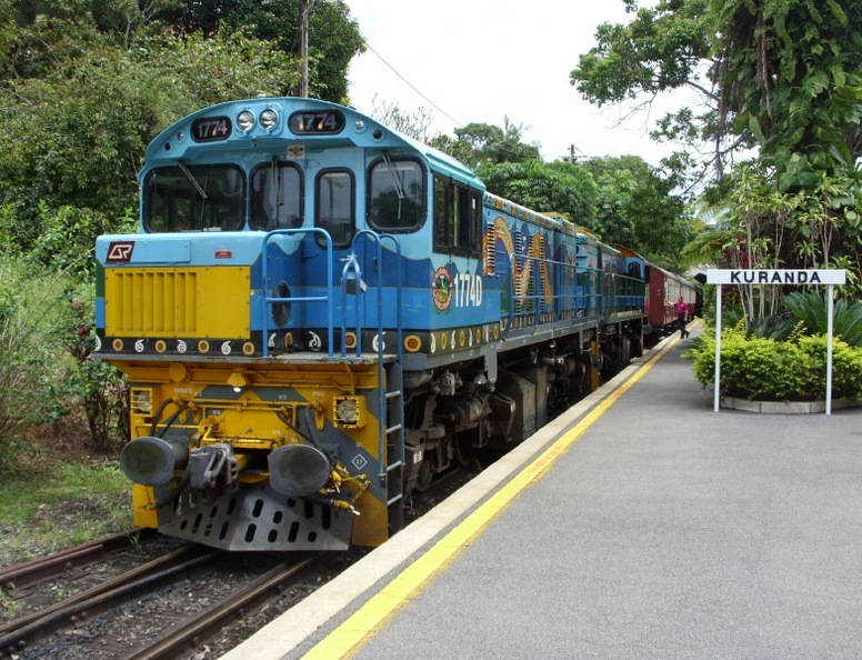 KSR_V_1774D+1734D_Kuranda.jpg