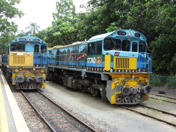 KSR_V_1774D+1751D_Kuranda.jpg