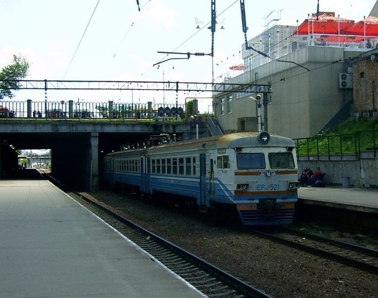 UZ_ETW_ER9M-521_Kyiv.jpg