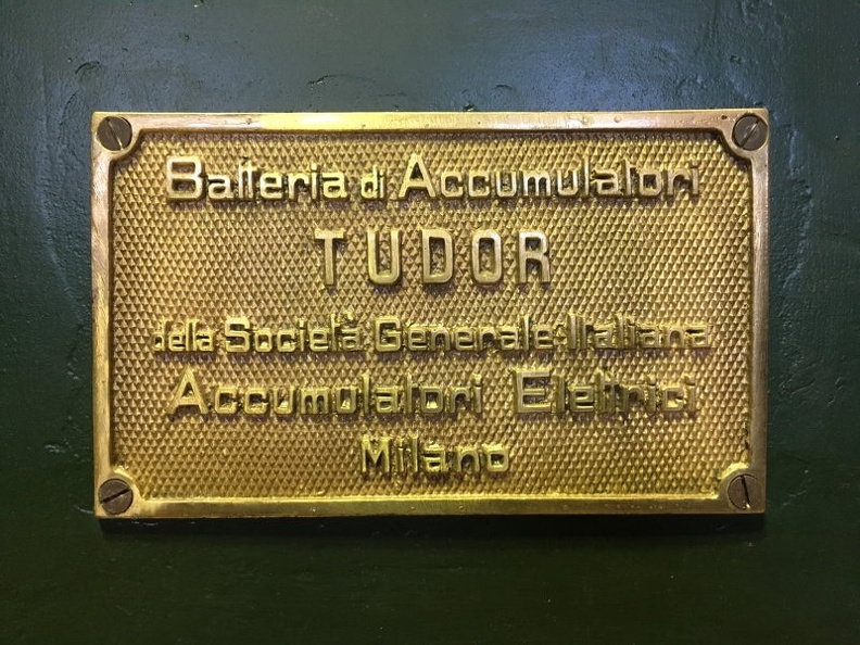 MNT_E_TiBB-Akkulok_Schild.jpg