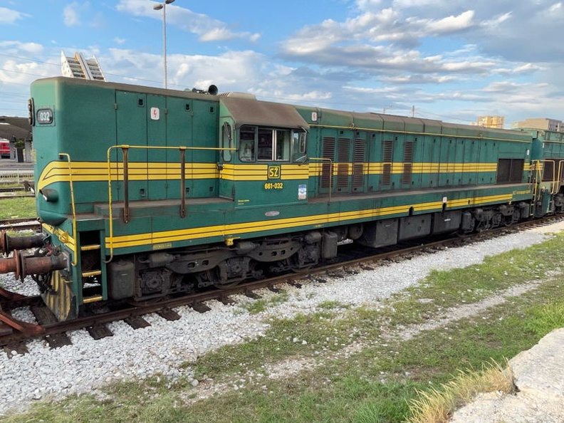 SZ_V_CC_661-032_LJ.JPG
