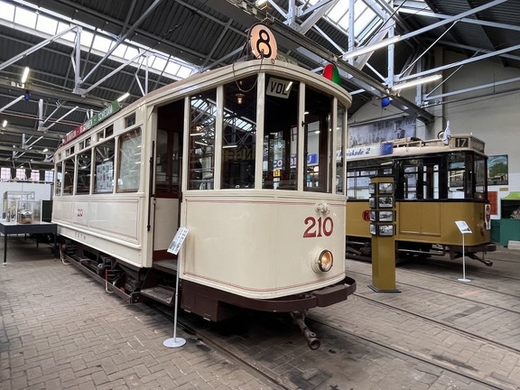 ROVM_210b_2x_Mus.JPG